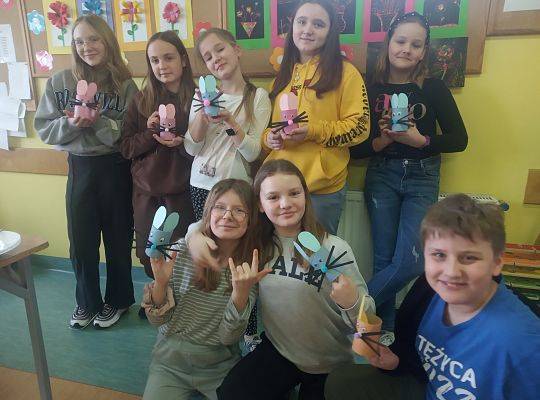 Wielkanocne zajączki skaczą po łęczyckiej szkole…