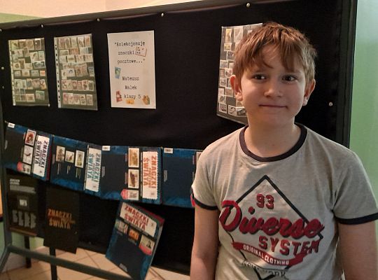 "KOLEKCJONUJĘ  ZNACZKI POCZTOWE"