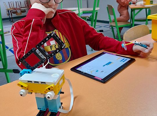 Zajęcia z programowania i robotyki