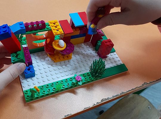 Zajęcia z programowania i robotyki