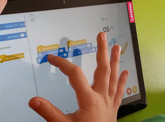 Zajęcia z programowania i robotyki