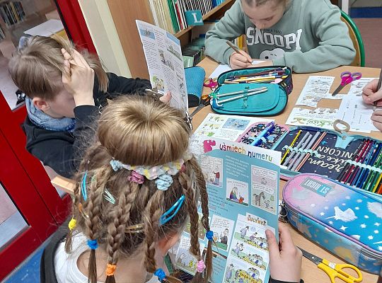 "Co mnie bawi? Co mnie śmieszy?