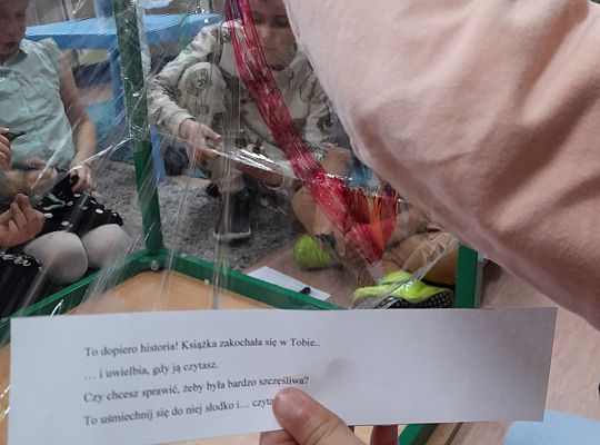 Ojej, co się stało? Książka jest smutna...