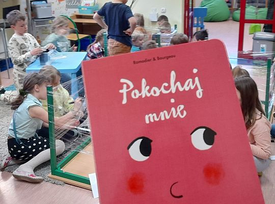 Ojej, co się stało? Książka jest smutna...