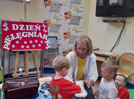 "Mam przyjaciółkę pielęgniarkę"