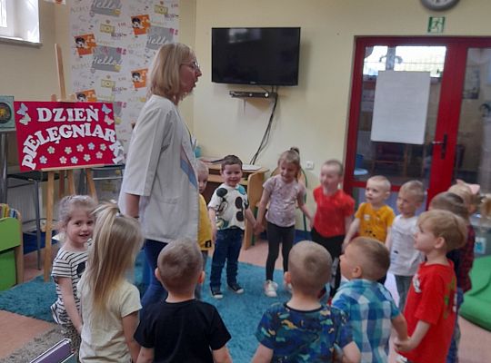 "Mam przyjaciółkę pielęgniarkę"