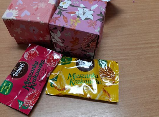 Takie upominki wykonali uczniowie z klasy 6 b ...