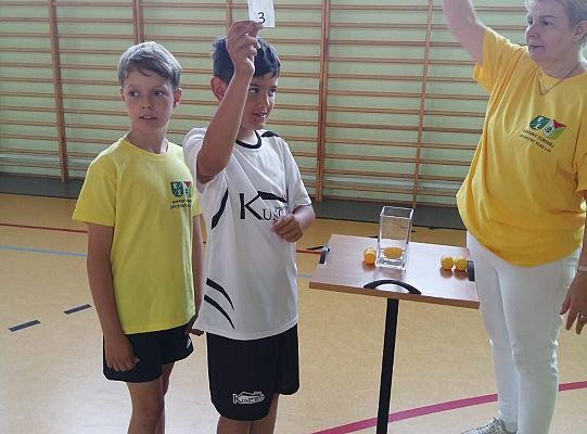 Gminne zawody sportowe klas I-III w Rozłazinie