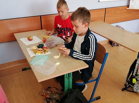 Dzień jabłka w kl. III b