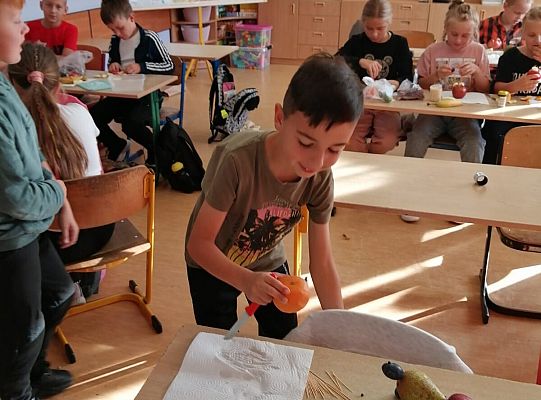 Dzień jabłka w kl. III b