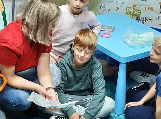 "Czytamy z sercem" spotkanie z pielęgniarką