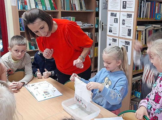 Czytamy - doświadczamy. Spotkanie 2 z pierwszakami