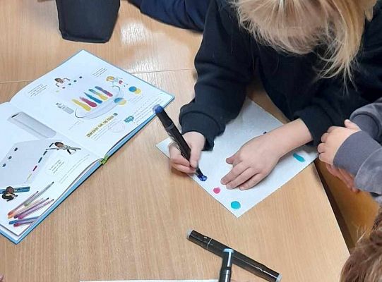 Czytamy - doświadczamy. Spotkanie 2 z pierwszakami