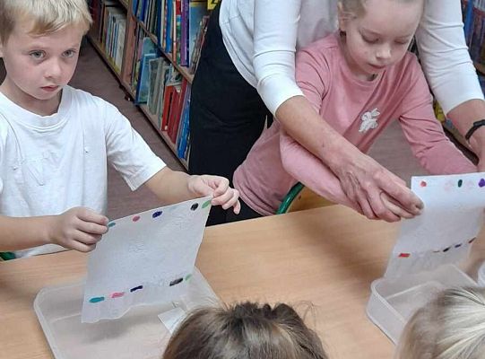 Czytamy - doświadczamy. Spotkanie 2 z pierwszakami