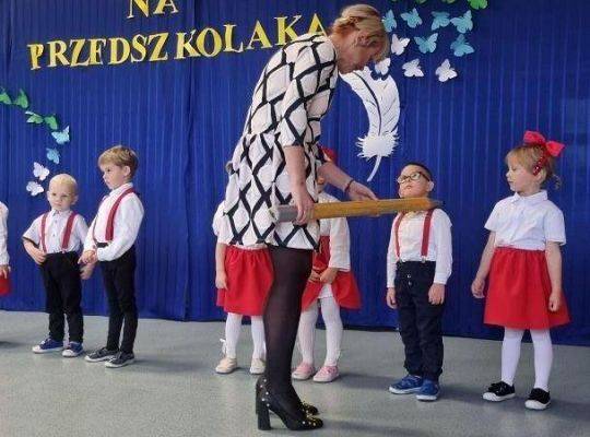 Pasowanie na przedszkolaka najmłodszych przedszkolaków w Brzeźnie Lęborskim