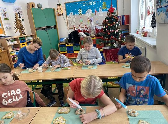 Świąteczna Akcja małego wolontariatu -  Piernikowe święta