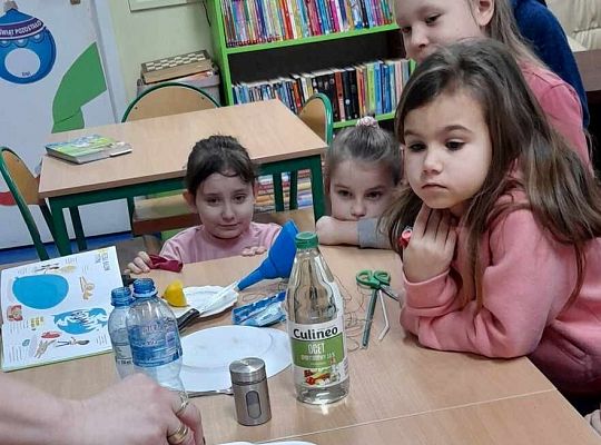 Czytamy - doświadczamy z klasą 1 a