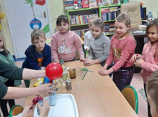 Czytamy - doświadczamy z klasą 1 a