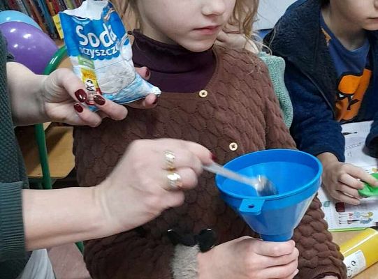 Czytamy - doświadczamy z klasą 1 a