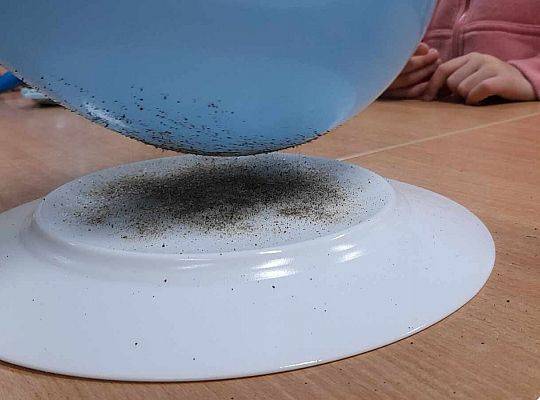 Czytamy - doświadczamy z klasą 1 a