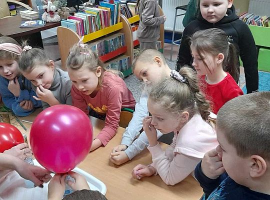 Czytamy - doświadczamy z klasą 1 a