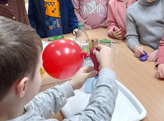 Czytamy - doświadczamy z klasą 1 a