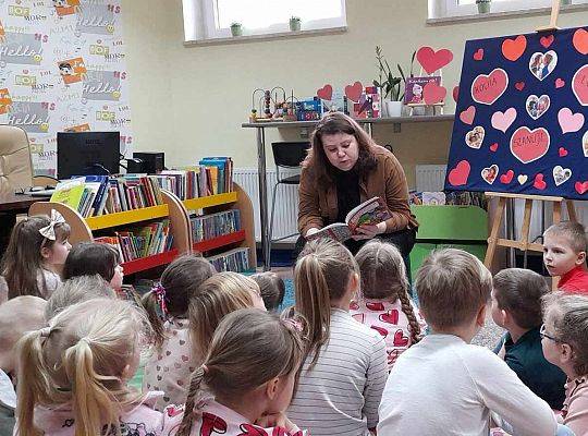 Walentynki  z książką i zabawą