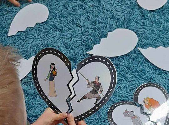 Walentynki  z książką i zabawą