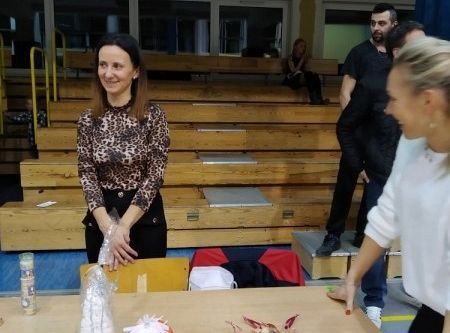 Kiermasz Świąteczny połączony z pomocą charytatywną...