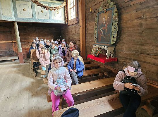 Uczniowie j. kaszubskiego we Wdzydzach