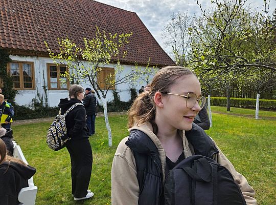 Uczniowie j. kaszubskiego we Wdzydzach