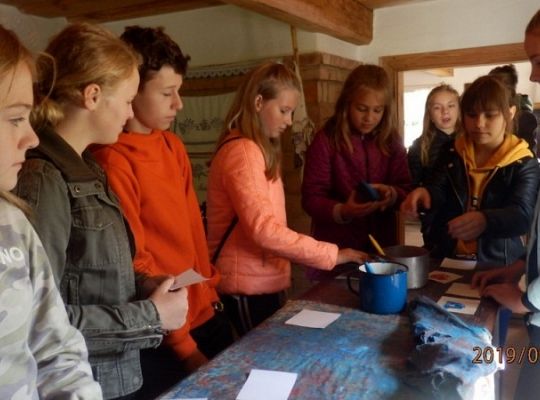 Wycieczka grupy projektowej do Wdzydz Kiszewskich i do Łówcza