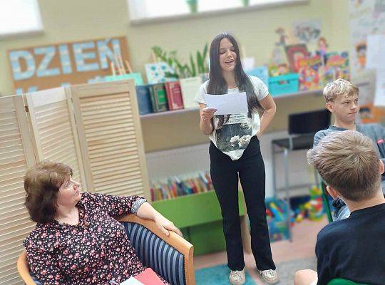 Poetyckie inspiracje w Bibliotece: Spotkanie z Panią Marią