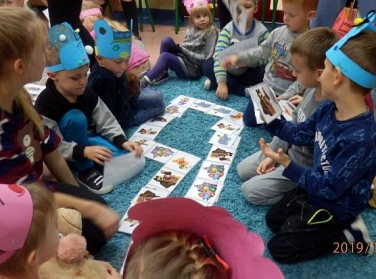 W bibliotece świętowano Dzień Pluszowego Misia