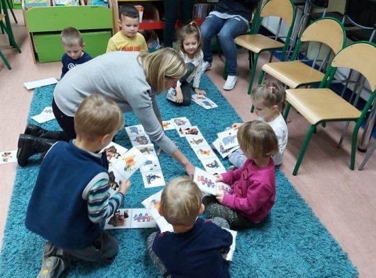 W bibliotece świętowano Dzień Pluszowego Misia