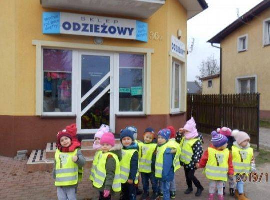 Poznajemy ciekawe zawody… Lekcja biblioteczna w terenie