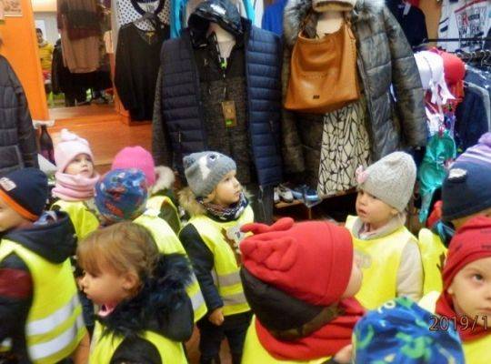 Poznajemy ciekawe zawody… Lekcja biblioteczna w terenie