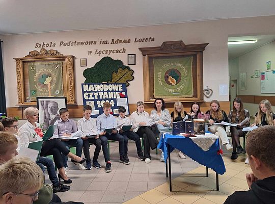Zespół Szkolno-Przedszkolny w Łęczycach  włączył się w akcję Narodowego Czytania