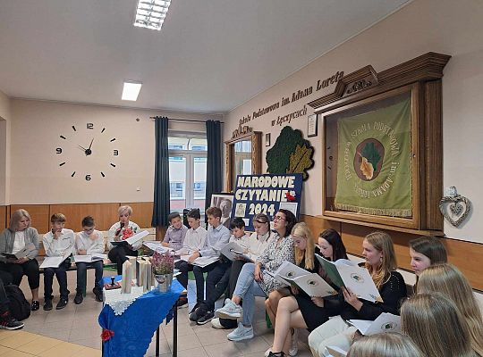 Zespół Szkolno-Przedszkolny w Łęczycach  włączył się w akcję Narodowego Czytania