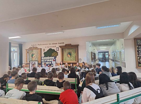 Zespół Szkolno-Przedszkolny w Łęczycach  włączył się w akcję Narodowego Czytania