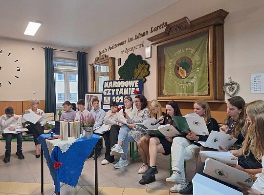 Zespół Szkolno-Przedszkolny w Łęczycach  włączył się w akcję Narodowego Czytania