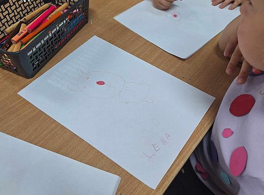 Dzień Kropki w bibliotece z grupą 0D