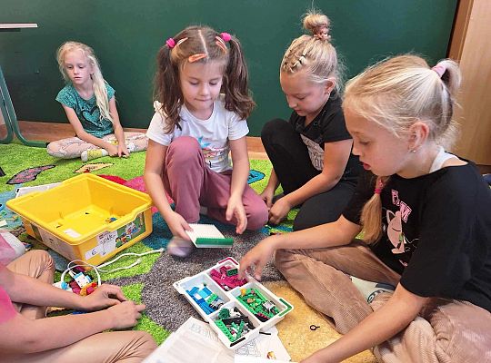 Innowacja pedagogiczna   "Buduj emocje, twórz historie – LEGOwe przygody z Humorkami!"