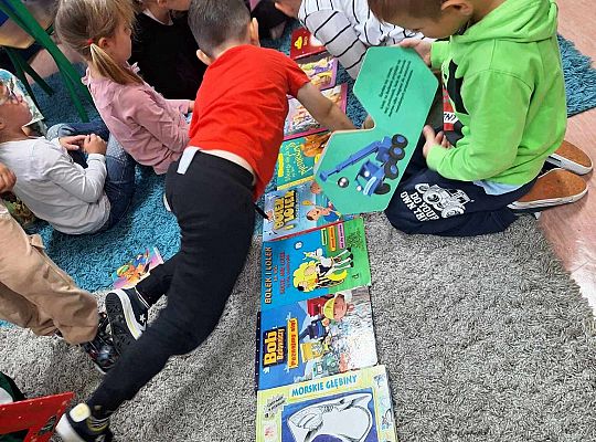 Ogólnopolski Dzień Głośnego Czytania połączony z akcją "Czytamy z SERCEM"