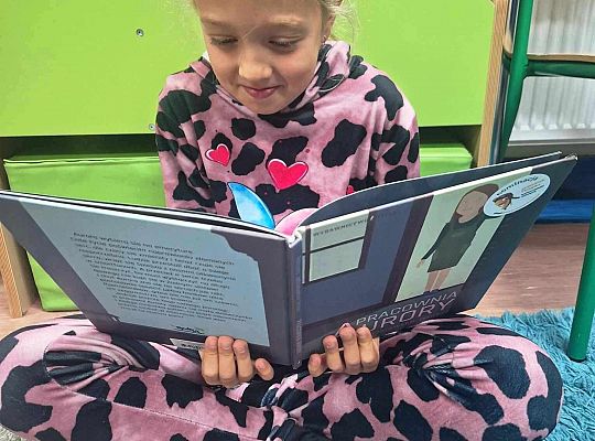 Ogólnopolski Dzień Głośnego Czytania połączony z akcją "Czytamy z SERCEM"