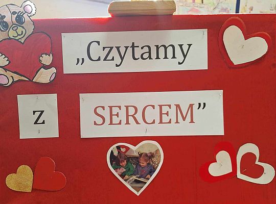 Ogólnopolski Dzień Głośnego Czytania połączony z akcją "Czytamy z SERCEM"