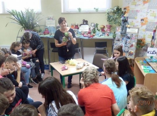 „Szydełkowe cudeńka”. Warsztaty szydełkowania