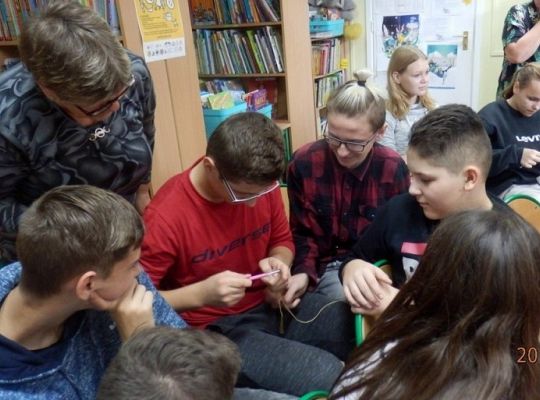 „Szydełkowe cudeńka”. Warsztaty szydełkowania