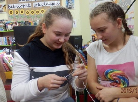 „Szydełkowe cudeńka”. Warsztaty szydełkowania