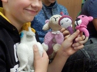 „Szydełkowe cudeńka”. Warsztaty szydełkowania